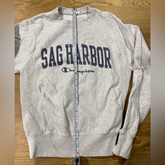 Women’s XS Champion Sag Harbor sweatshirt - Picture 4 of 4